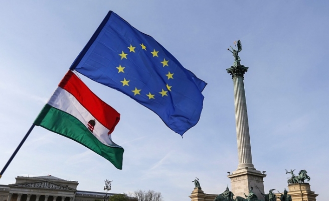 Avrupa Birliği'nin dönem başkanlığı Macaristan'a geçti