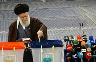 Oyunu kullanan İran lideri Hamaney, halkı sandığa...