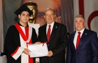 Tatar, Bülent Ecevit Anadolu Lisesi’nin mezuniyet...
