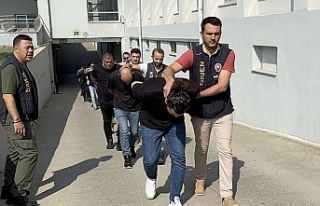 Adana merkezli yasa dışı bahis operasyonunda yakalanan...